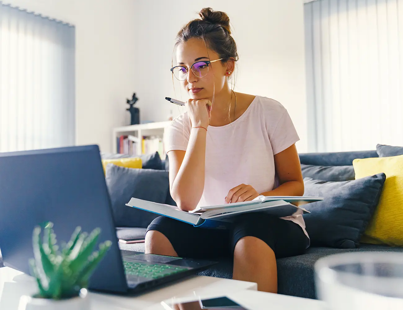 woman on laptop